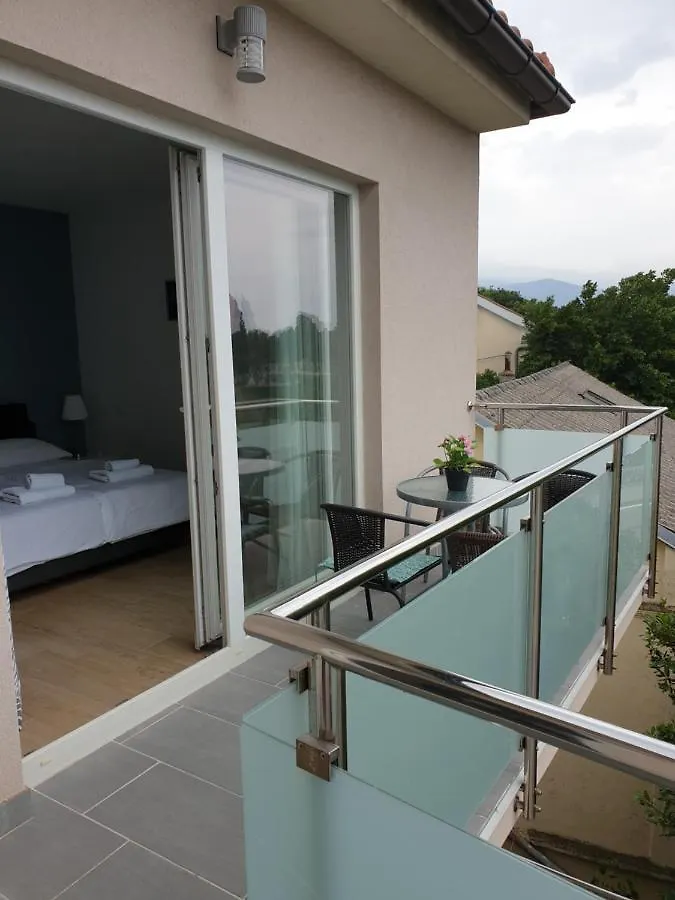 Apartments Ivancic 2 Novi Vinodolski