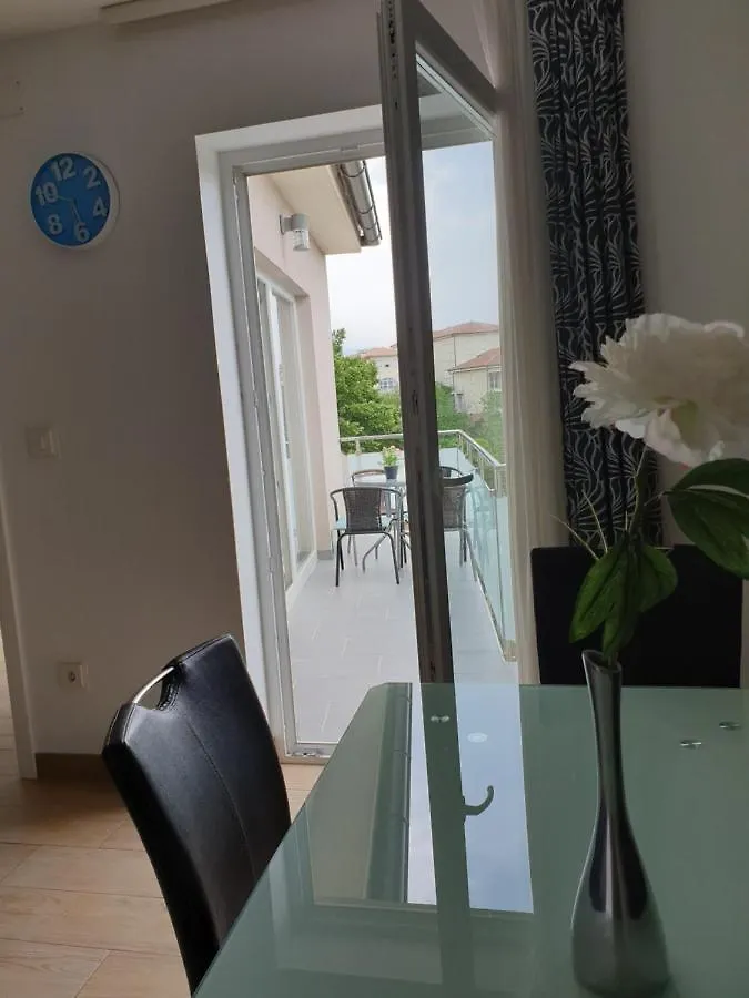 Apartments Ivancic 2 Novi Vinodolski