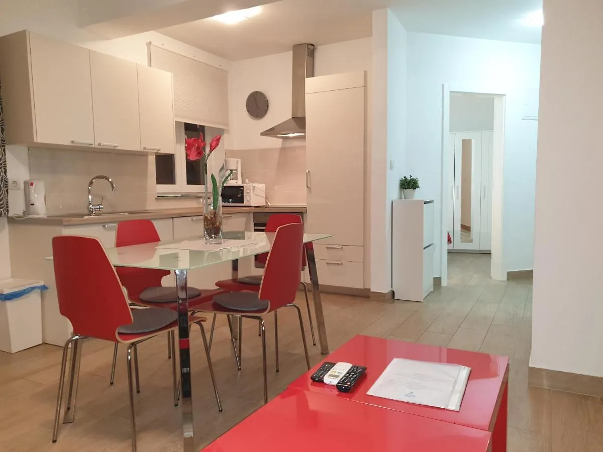 Apartments Ivancic 2 Novi Vinodolski
