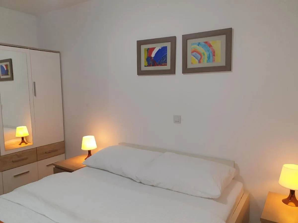 Apartments Ivancic 2 Novi Vinodolski