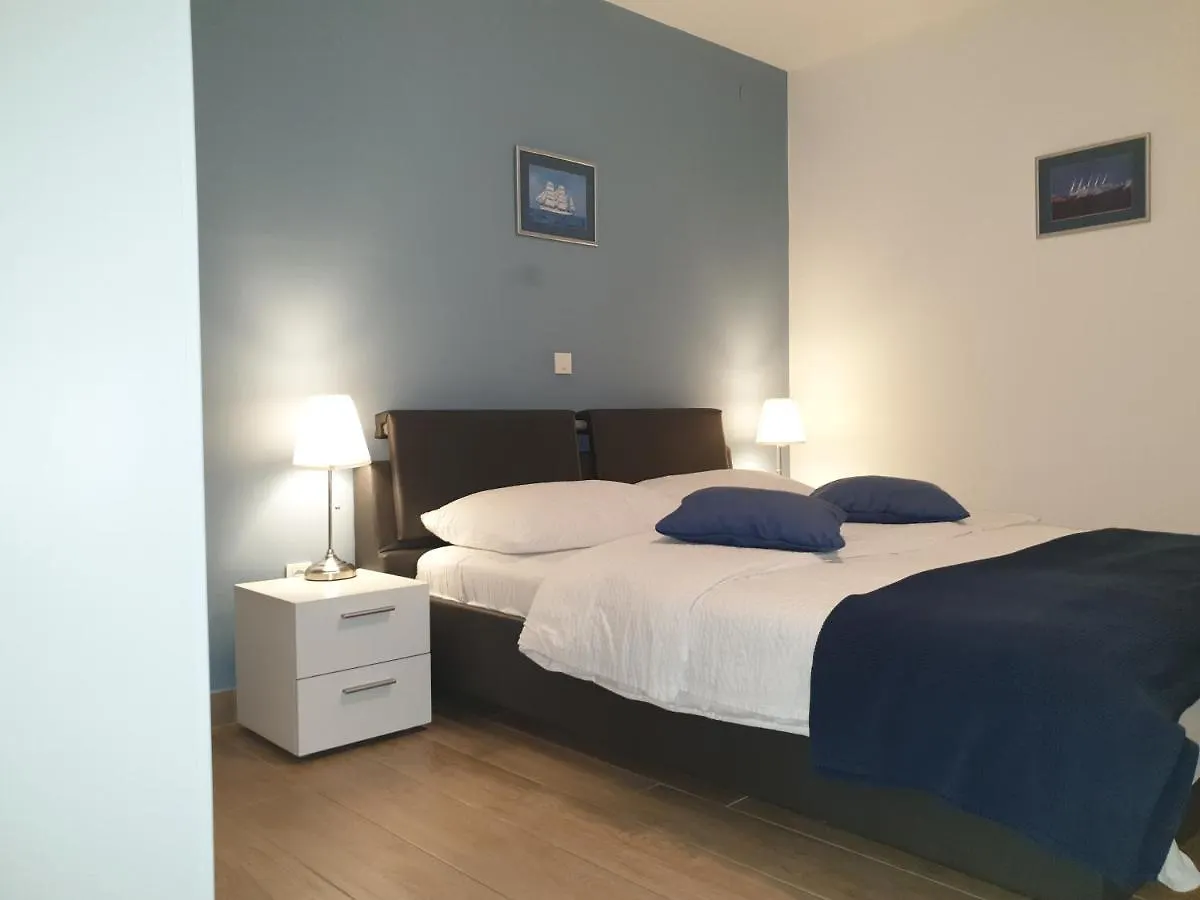 Apartments Ivancic 2 Novi Vinodolski