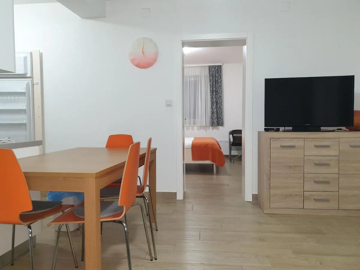 Apartments Ivancic 2 Novi Vinodolski