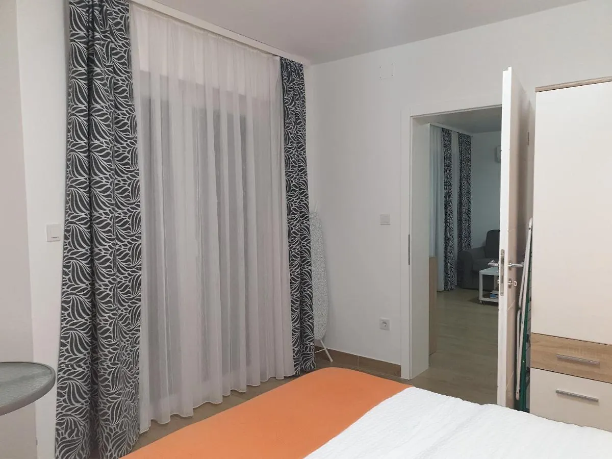 Apartments Ivancic 2 Novi Vinodolski 0*,  Croatia